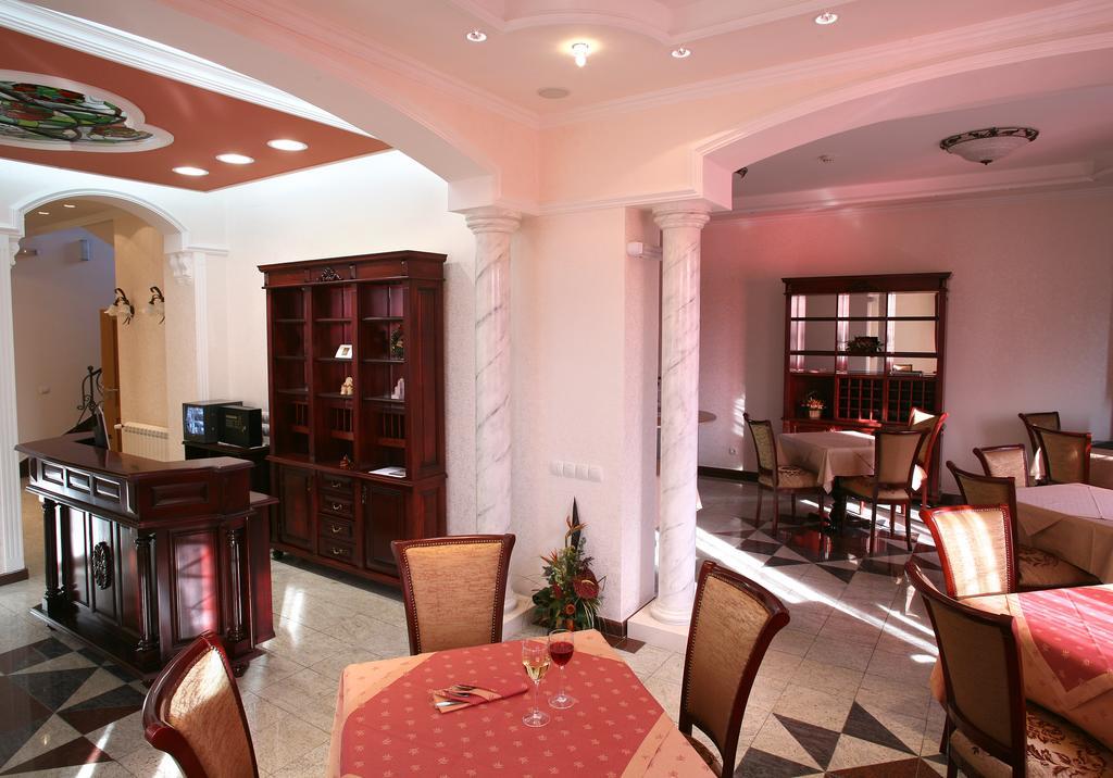 Garni Hotel Andjelika Kragujevac Exterior photo